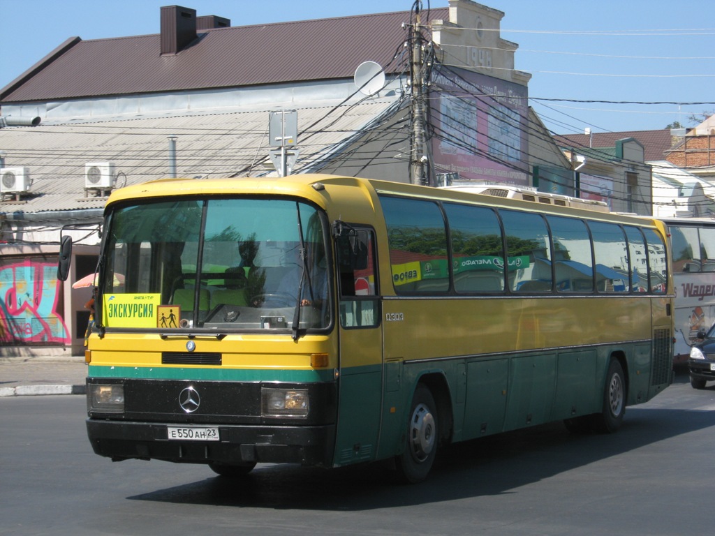 Автобус Mercedes Benz o303