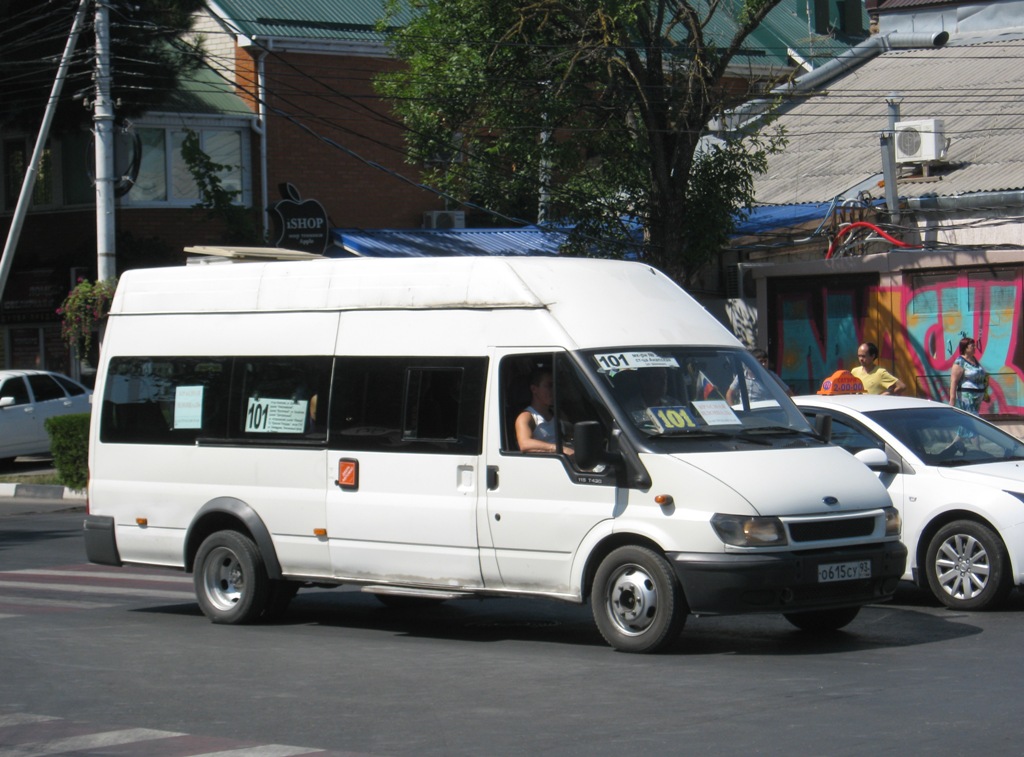 Анапа. Самотлор-НН-3236 (Ford Transit) о615су