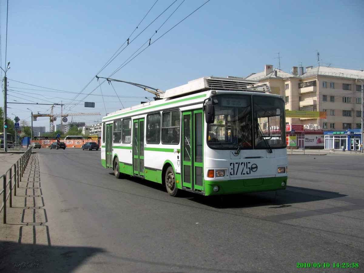 Челябинск. ВЗТМ-5280 №3725