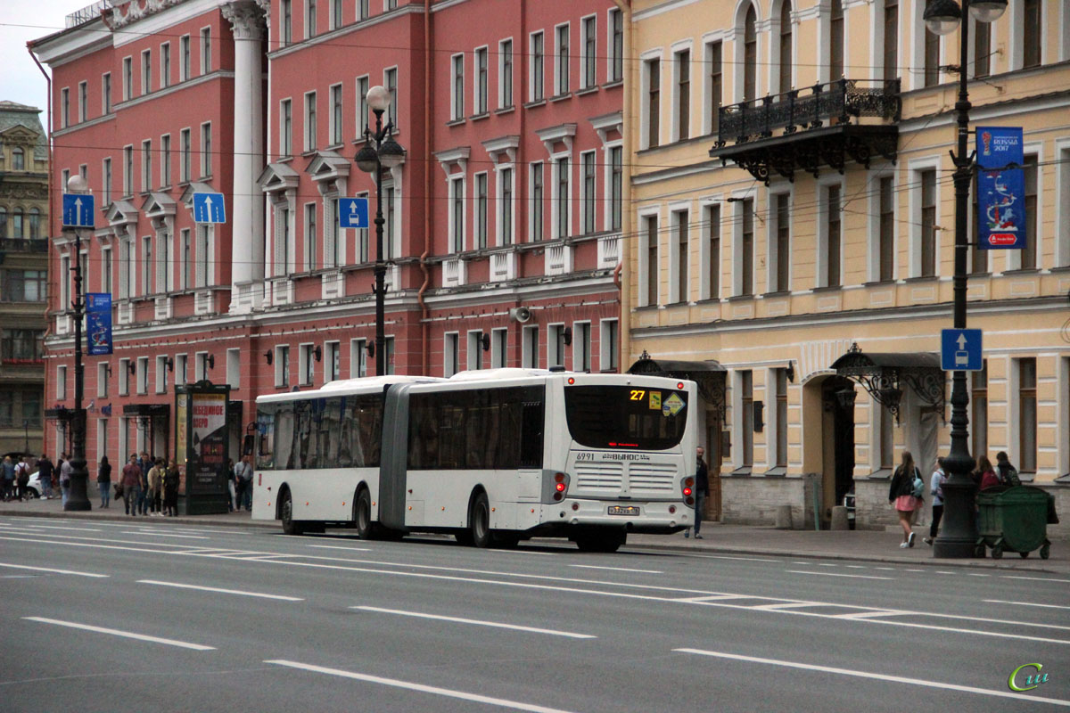 Санкт-Петербург. Volgabus-6271.05 у332хв