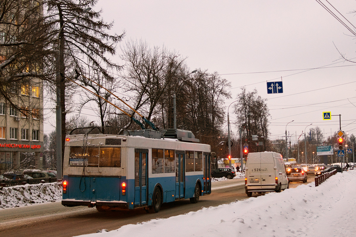 Троллейбус города брянска. Тролза-5275.05 «Оптима». Троллейбус Брянск. Брянск троллейбус Тролза. Тролза Брянск.