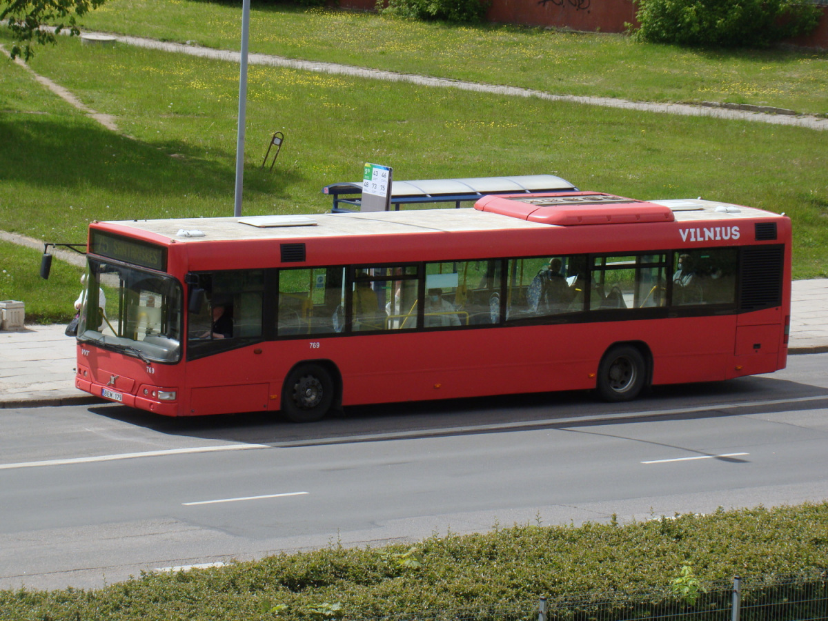 Вильнюс. Volvo 7700 BEM 179