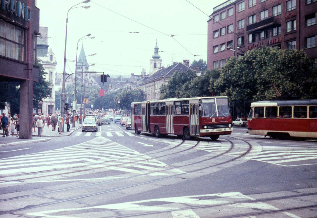 Братислава. Ikarus 280 №1948