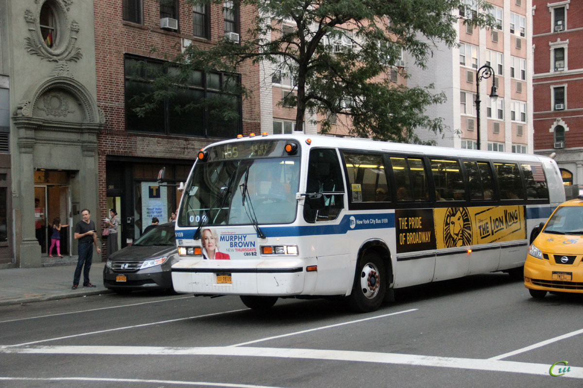 Нью-Йорк. Novabus RTS AT8120