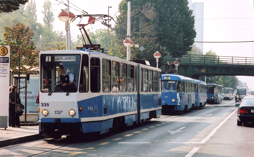 Загреб. Tatra KT4YU №335, Tatra T4YU №401