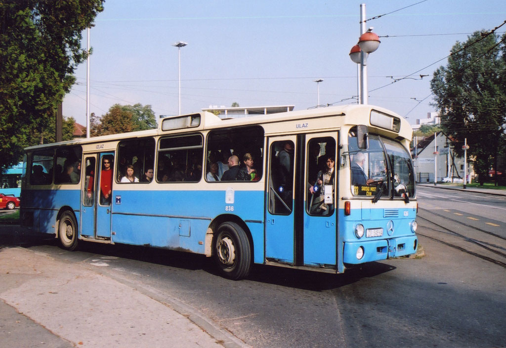 Загреб. Mercedes-Benz O305 ZG 849-VA
