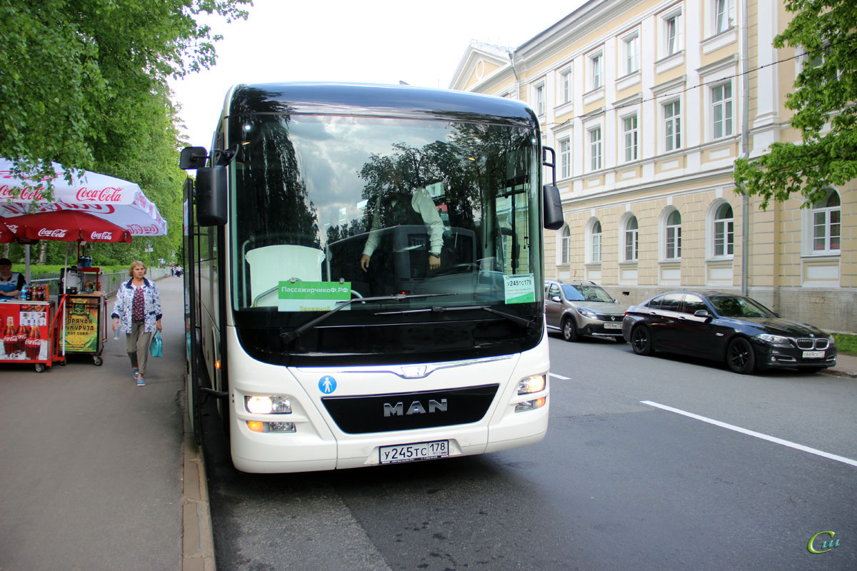 Санкт-Петербург. MAN R61 Lion's Intercity у245тс