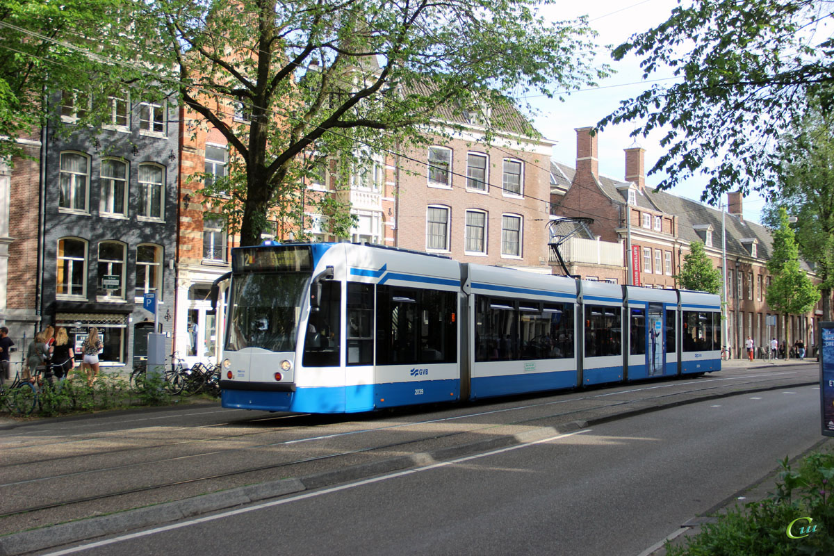 Амстердам. Siemens Combino №2039