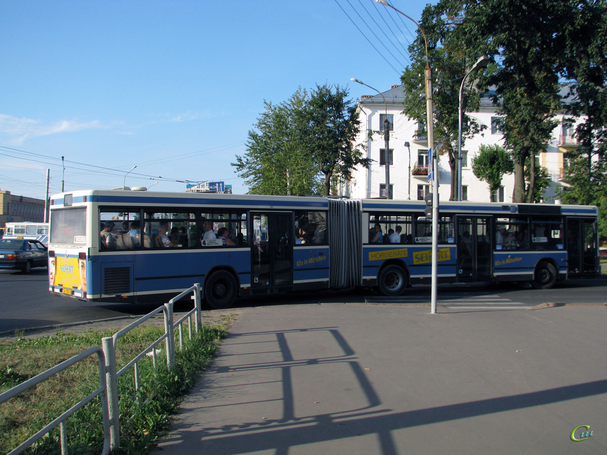 Великий Новгород. Mercedes-Benz O405GN ас750
