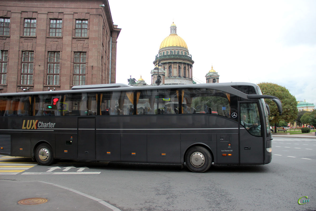 Санкт-Петербург. Mercedes-Benz Tourismo 482 BNM