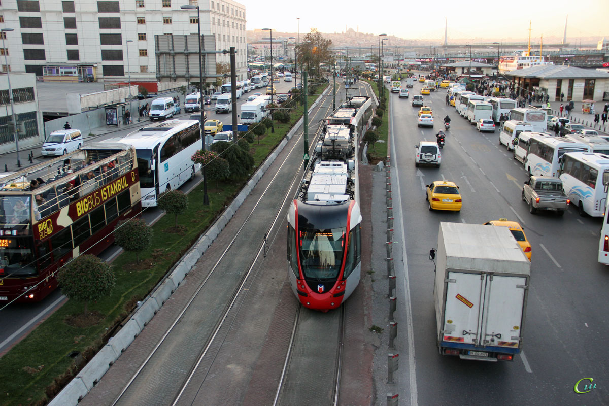 Стамбул. Alstom Citadis 301 №805