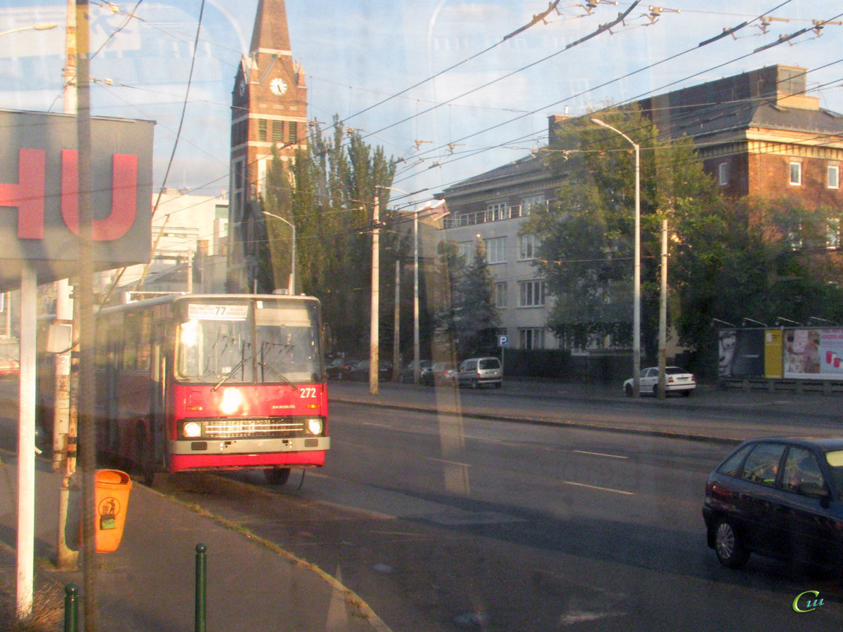 Будапешт. Ikarus 280.94 №272