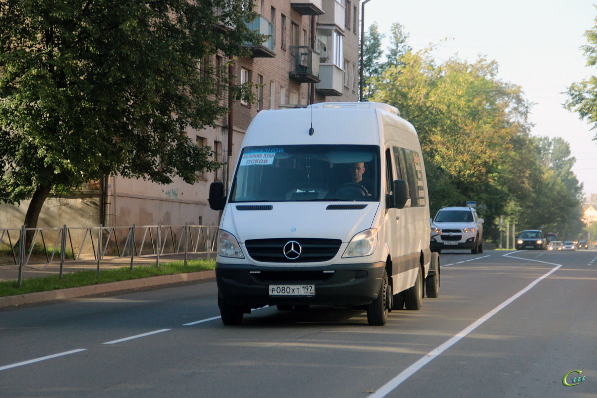 Великие Луки. Луидор-223602 (Mercedes-Benz Sprinter) р080хт