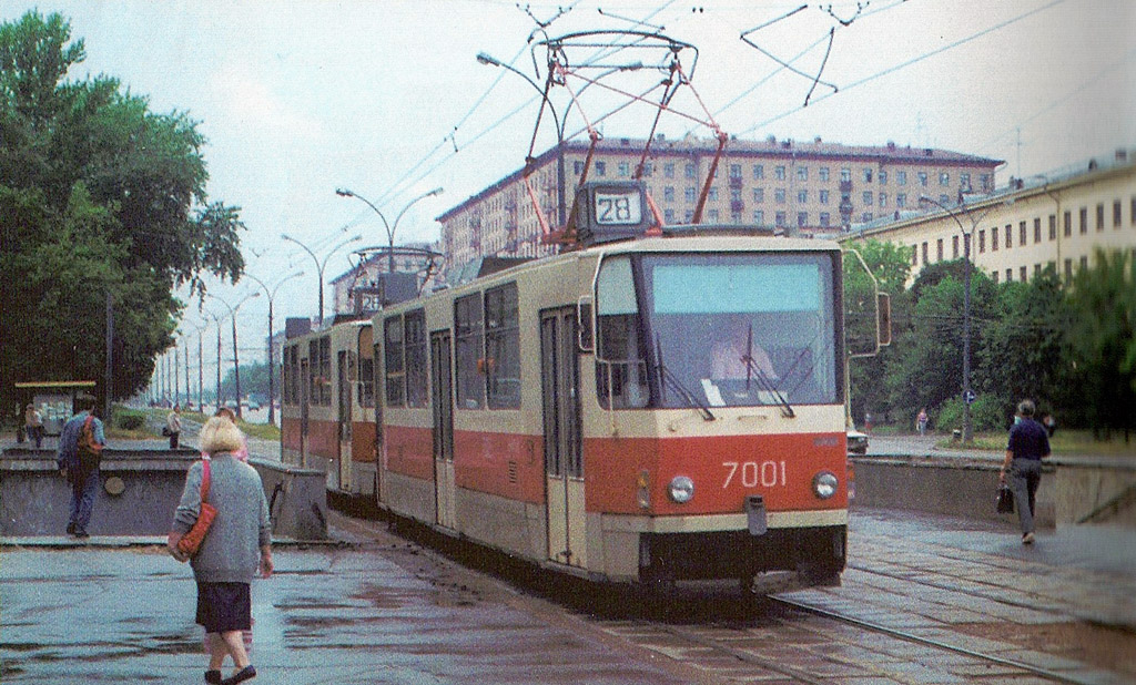 Москва. Tatra T7B5 №7001, Tatra T7B5 №7002