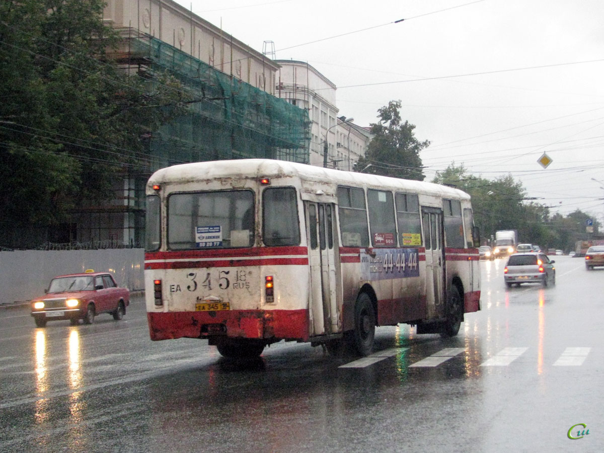Ижевск. ЛиАЗ-677М еа345