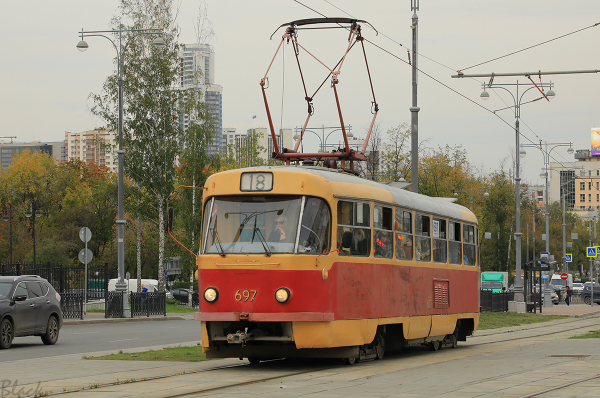 Екатеринбург. Tatra T3SU №697