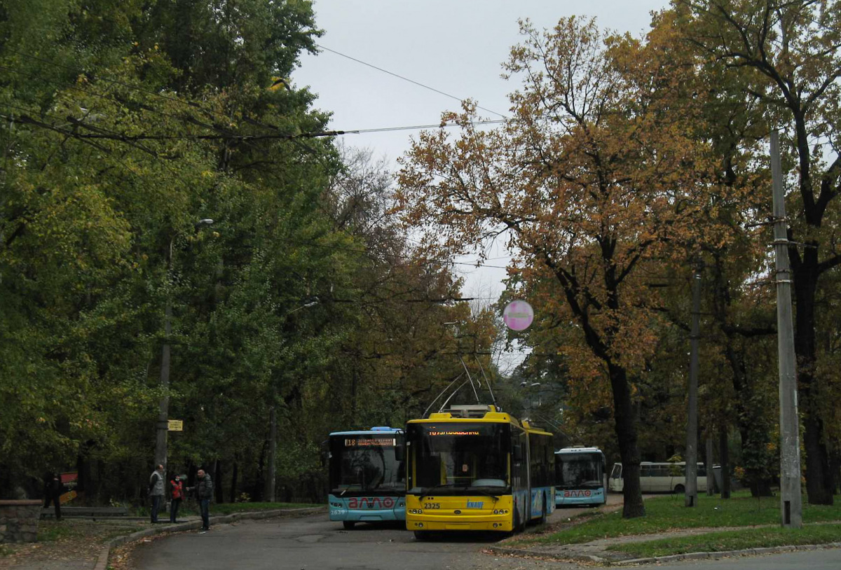 Киев. Богдан Т90110 №2325