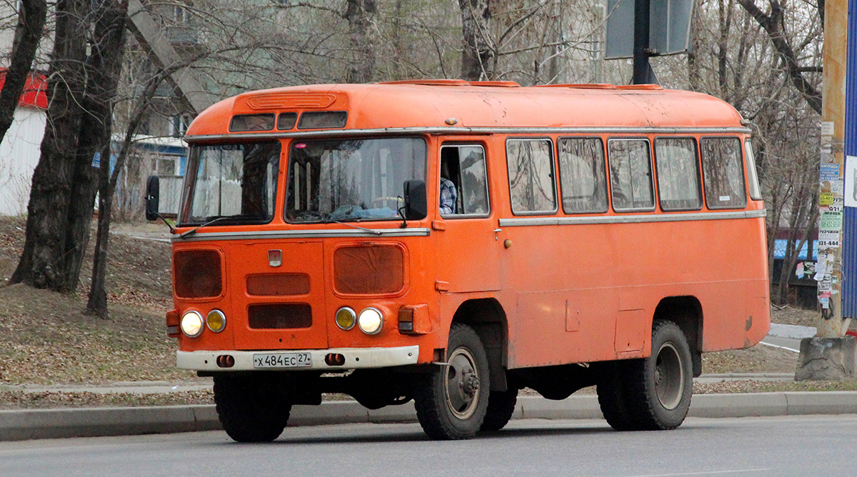 Хабаровск. ПАЗ-320101 х484ес