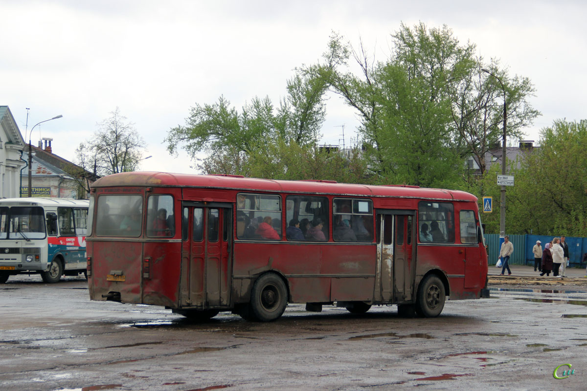 Автовокзал 52 ру. ЛИАЗ 677 Арзамас 2022. Автобусы Арзамас. Арзамасский автобус. ЛИАЗ В Арзамасе номер 513.