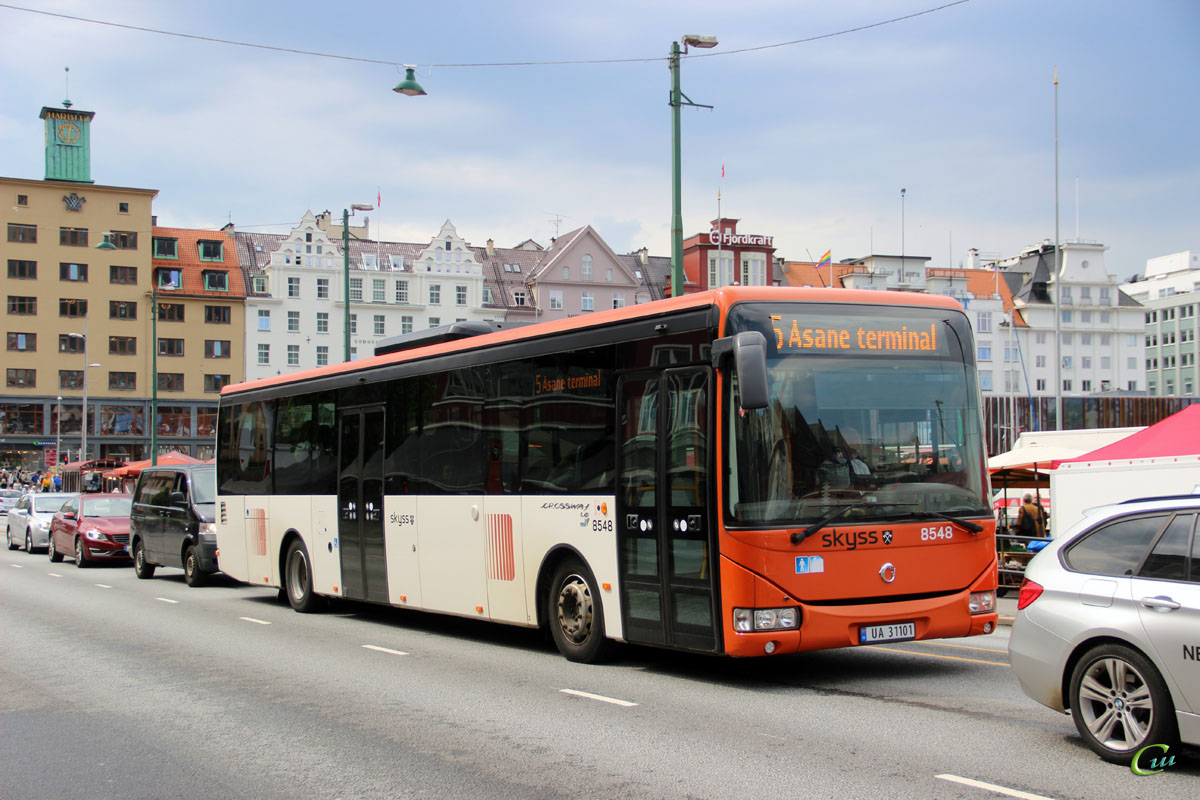 Берген. Irisbus Crossway LE 12.8M UA 31101