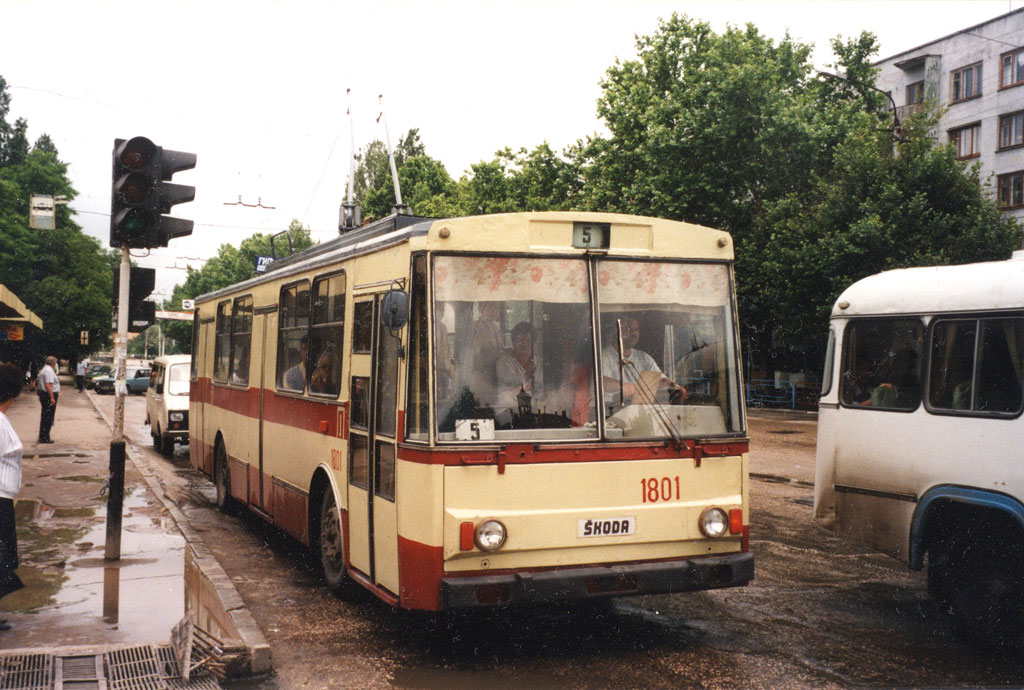 Симферополь. Škoda 14Tr01 №1801