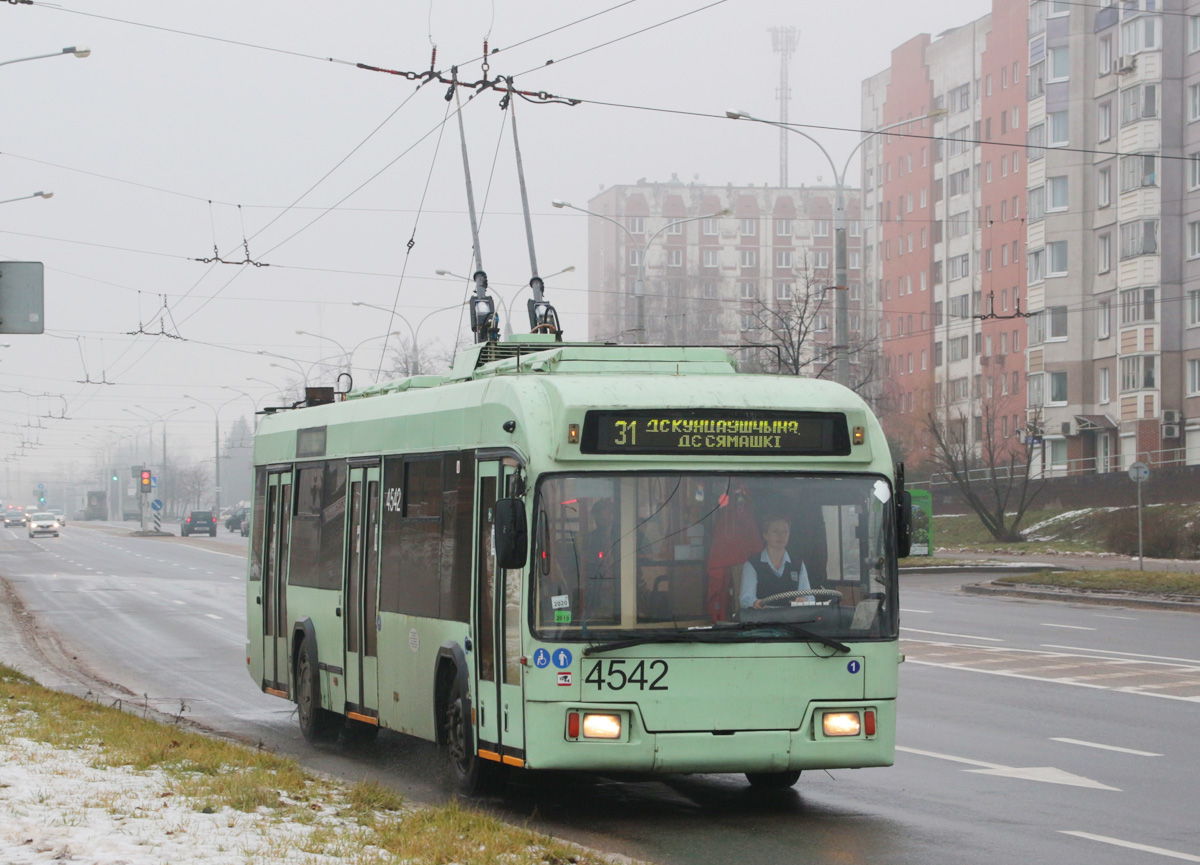 Минск. АКСМ-32102 №4542