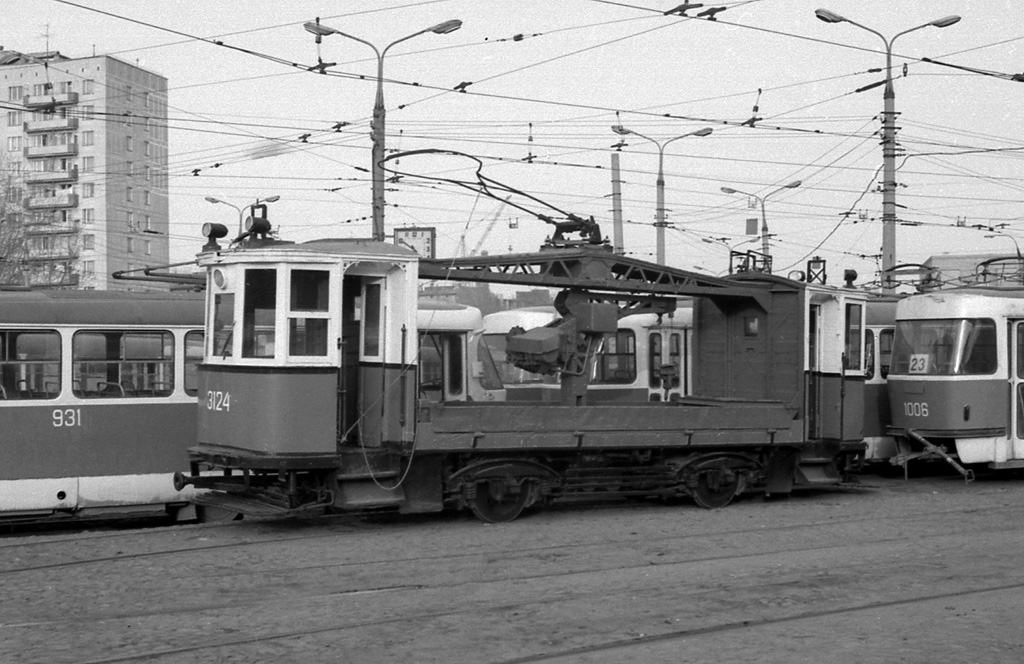 Москва. Ф №3124, Tatra T3 (двухдверная) №931, Tatra T3 (двухдверная) №1006