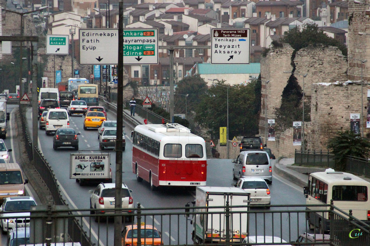 Стамбул. IETT/Ansaldo №101