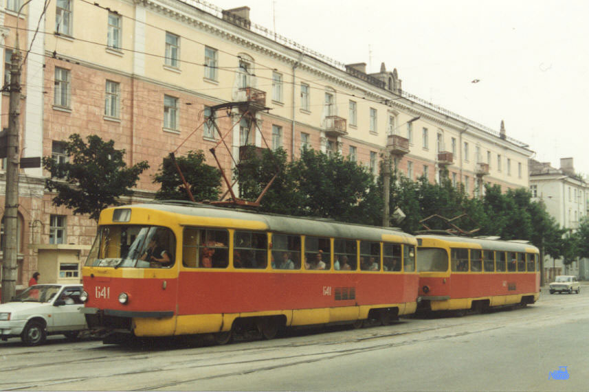 Каменское. Tatra T3SU №642, Tatra T3SU №641