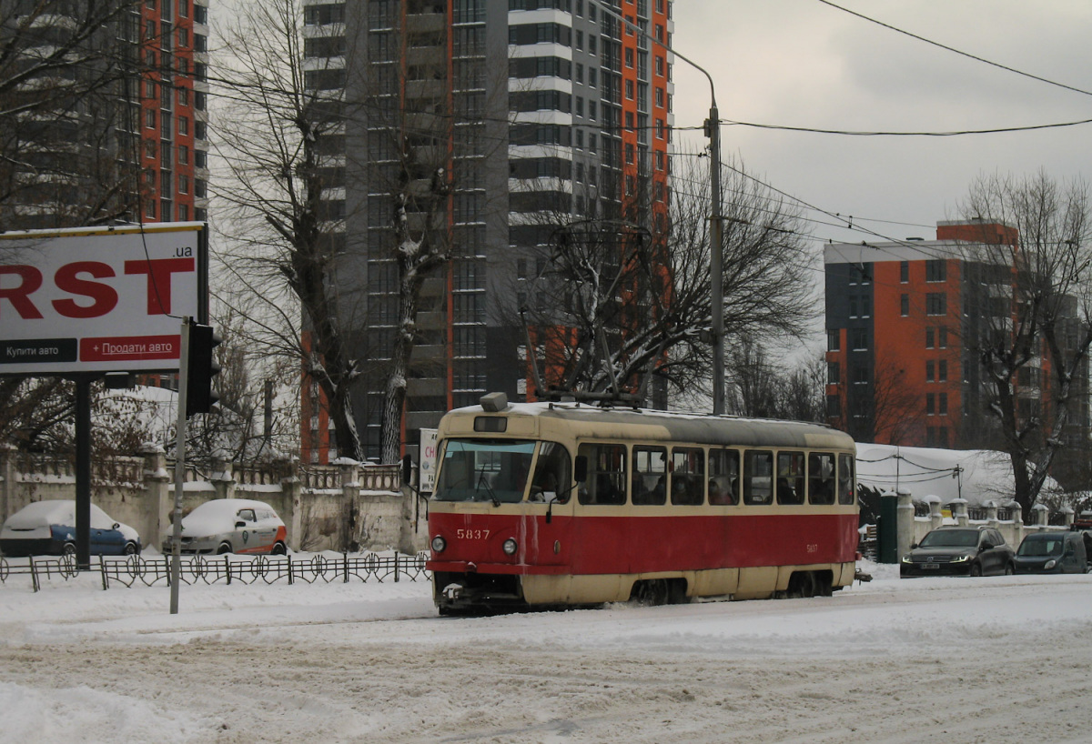 Киев. Tatra T3SU №5837