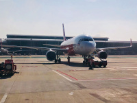 Пхукет. Самолет Airbus A320 HS-ABW авиакомпании Air ASIA, рейс FD 3027 Пхукет - Бангкок