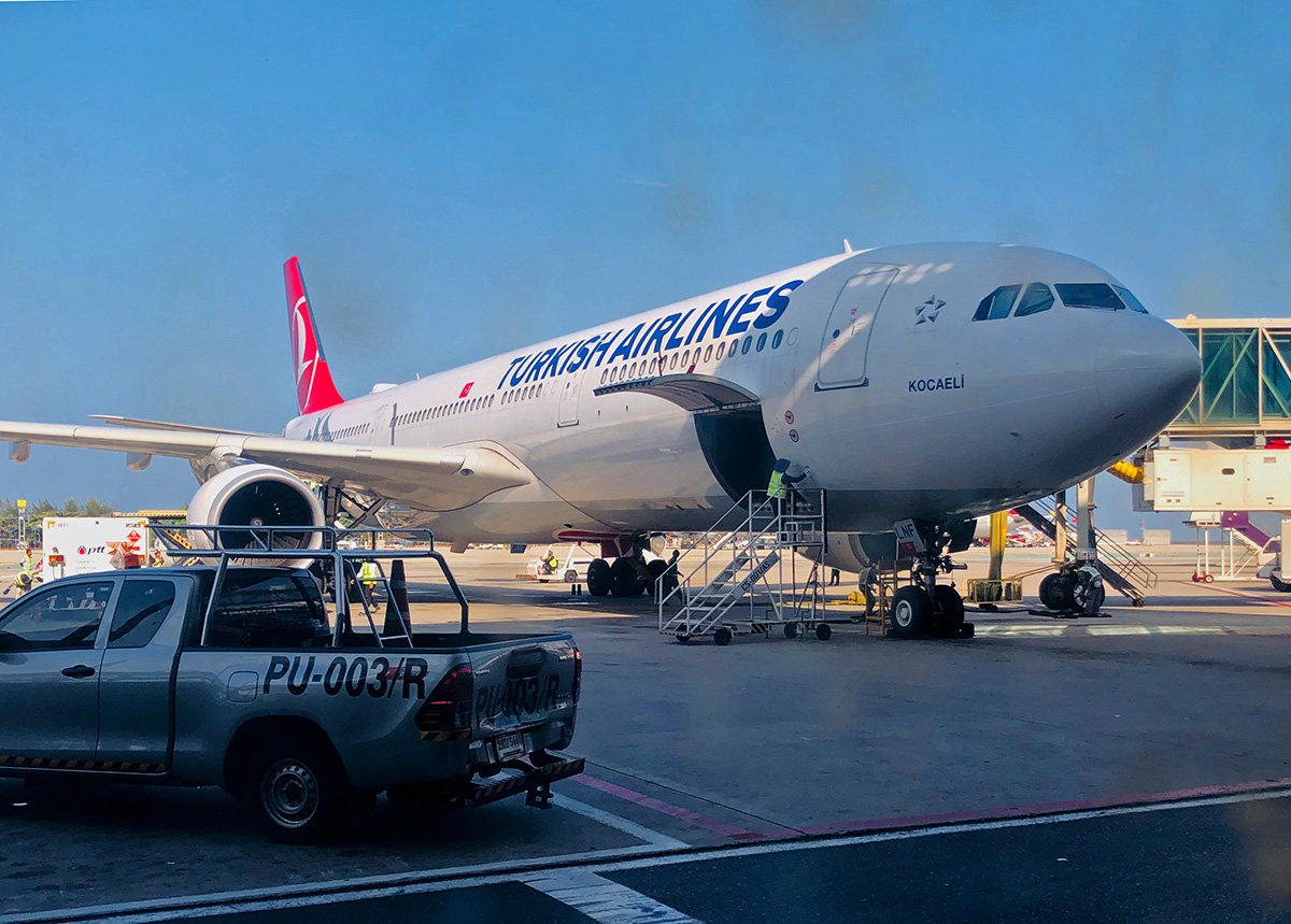 Пхукет. Самолет Airbus A330-300 TC-LNF авиакомпании Turkish Airlines, рейс TK173 Стамбул — Пхукет