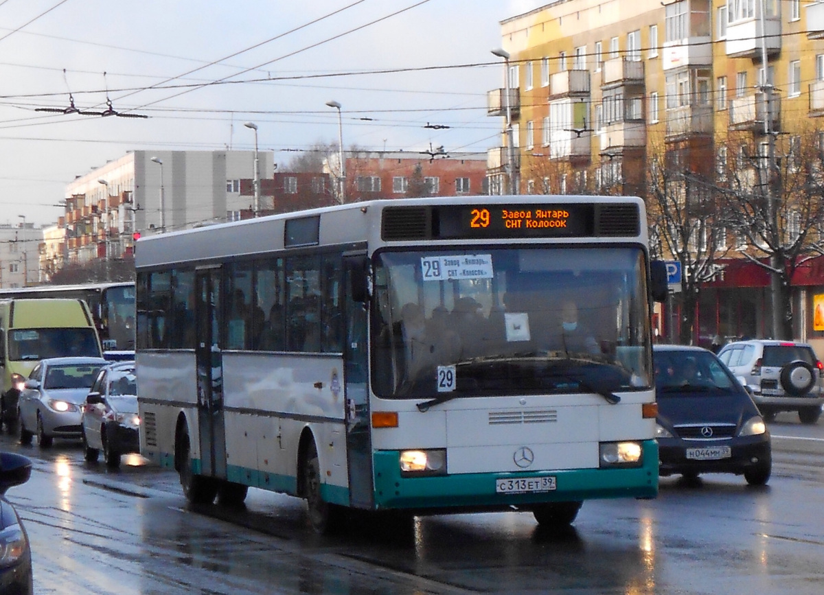 Калининград. Mercedes-Benz O407 с313ет