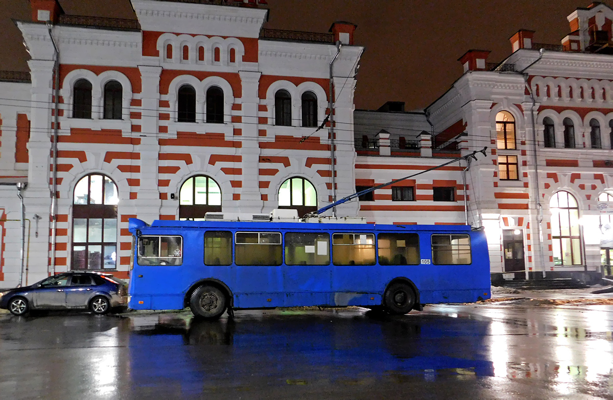 Фото калуги 2023. Калуга вокзал автобусы. Автобусный вокзал Калуга 2000. Автобусный вокзал Калуга 2022.