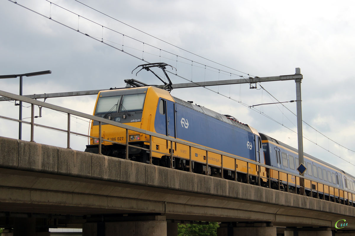 Амстердам. Bombardier Traxx F140 MS2 № 186 027