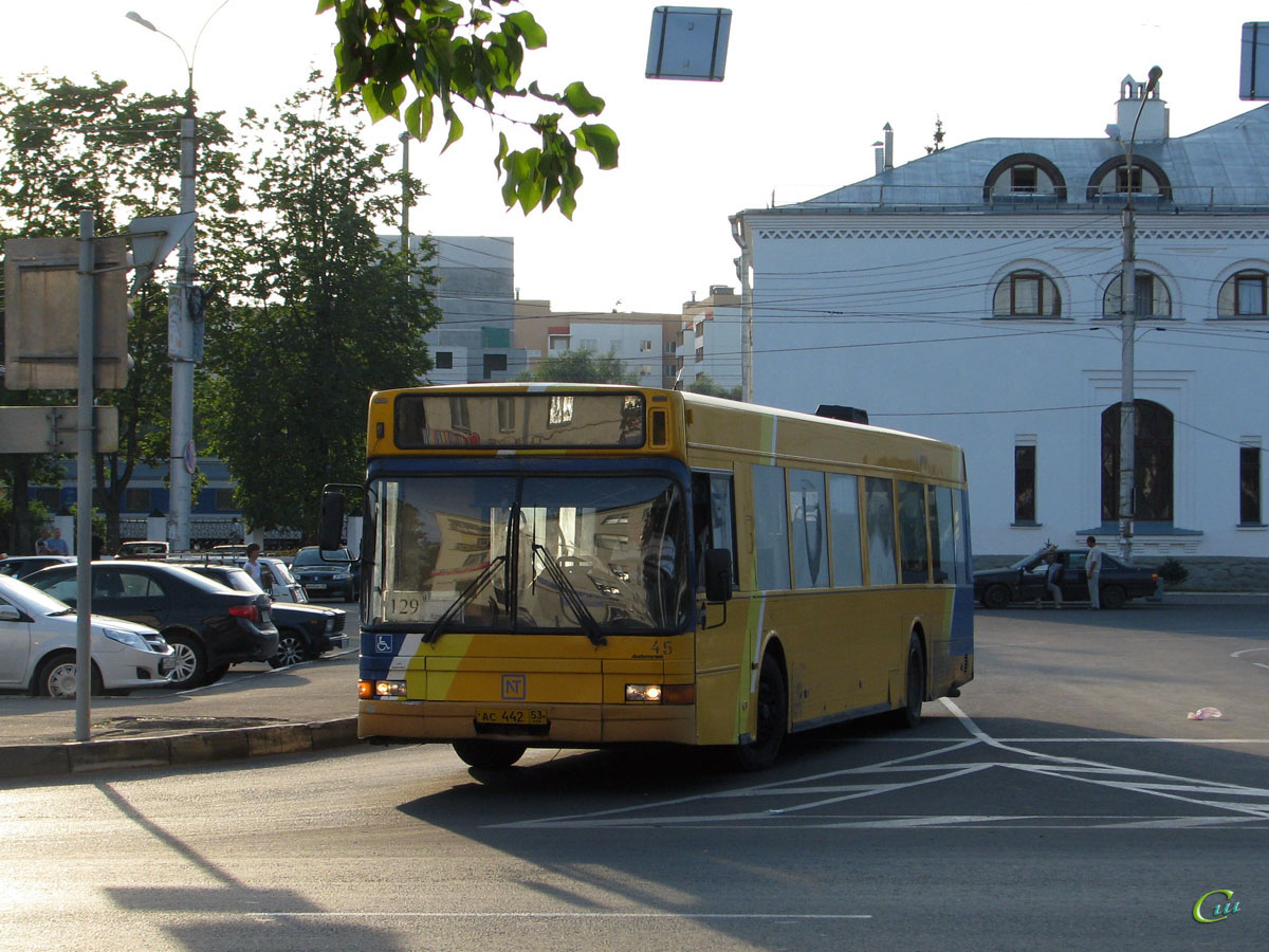 Великий Новгород. Aabenraa 5000 (Volvo B10L-60) ас442