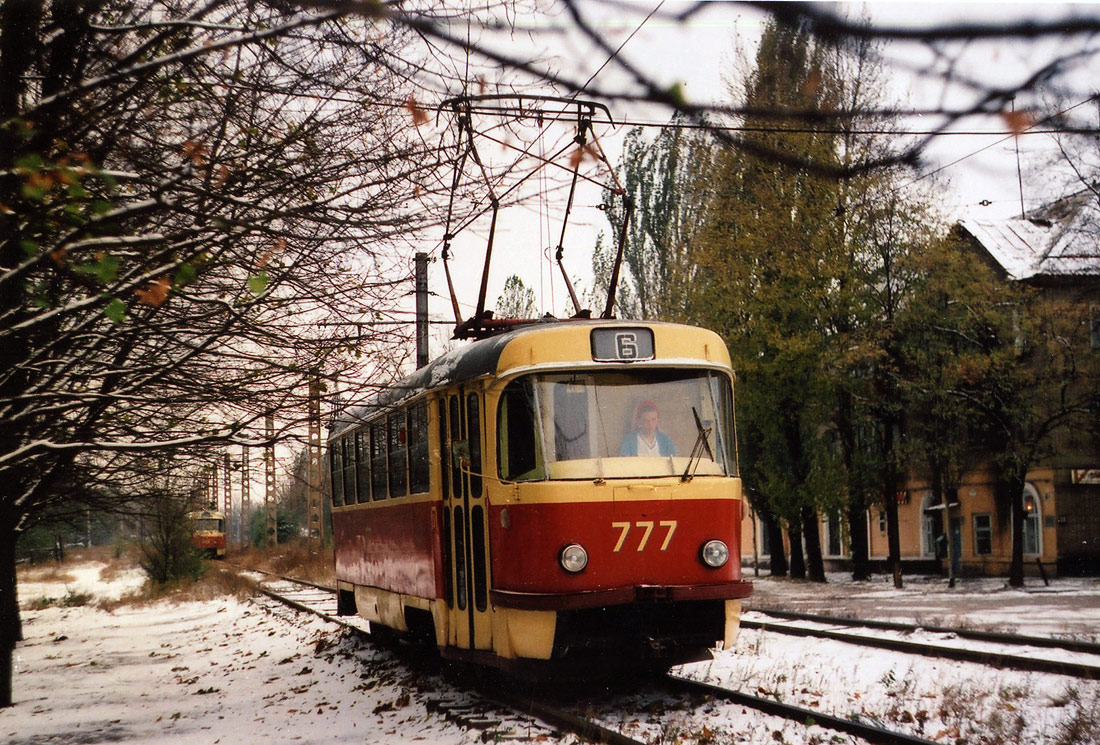 Донецк. Tatra T3 (двухдверная) №777