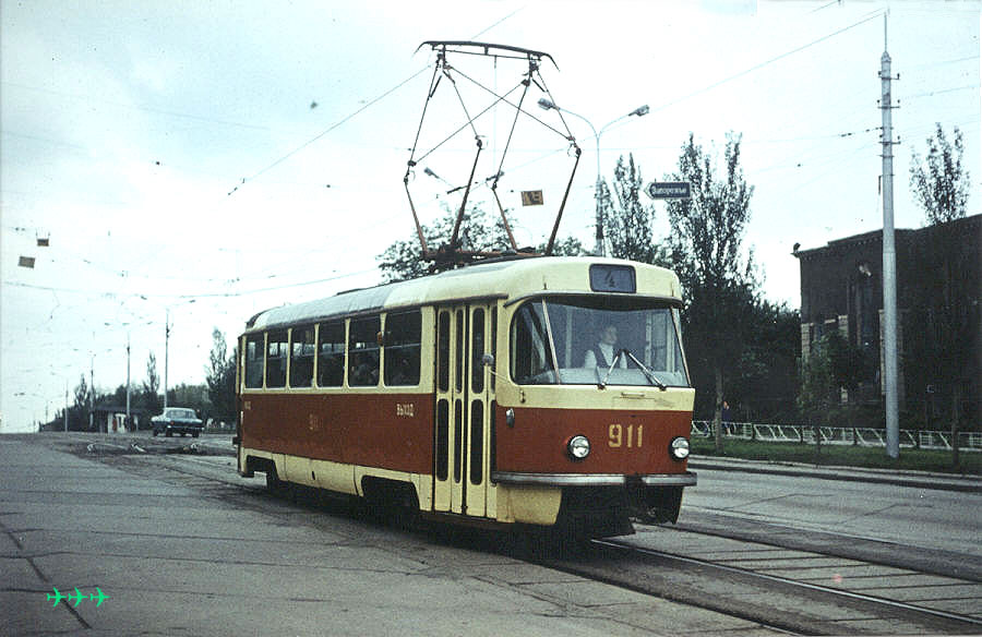 Донецк. Tatra T3 (двухдверная) №911