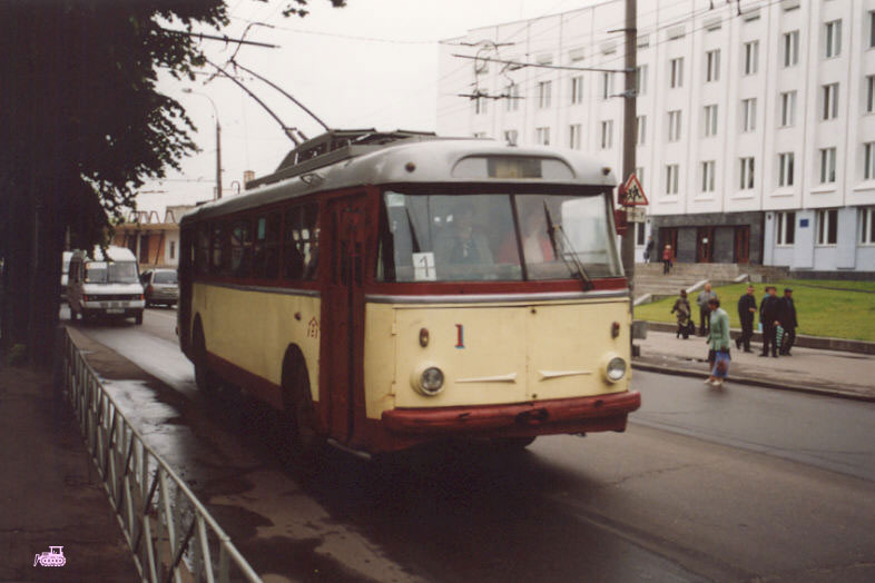 Ровно. Škoda 9Tr19 №001