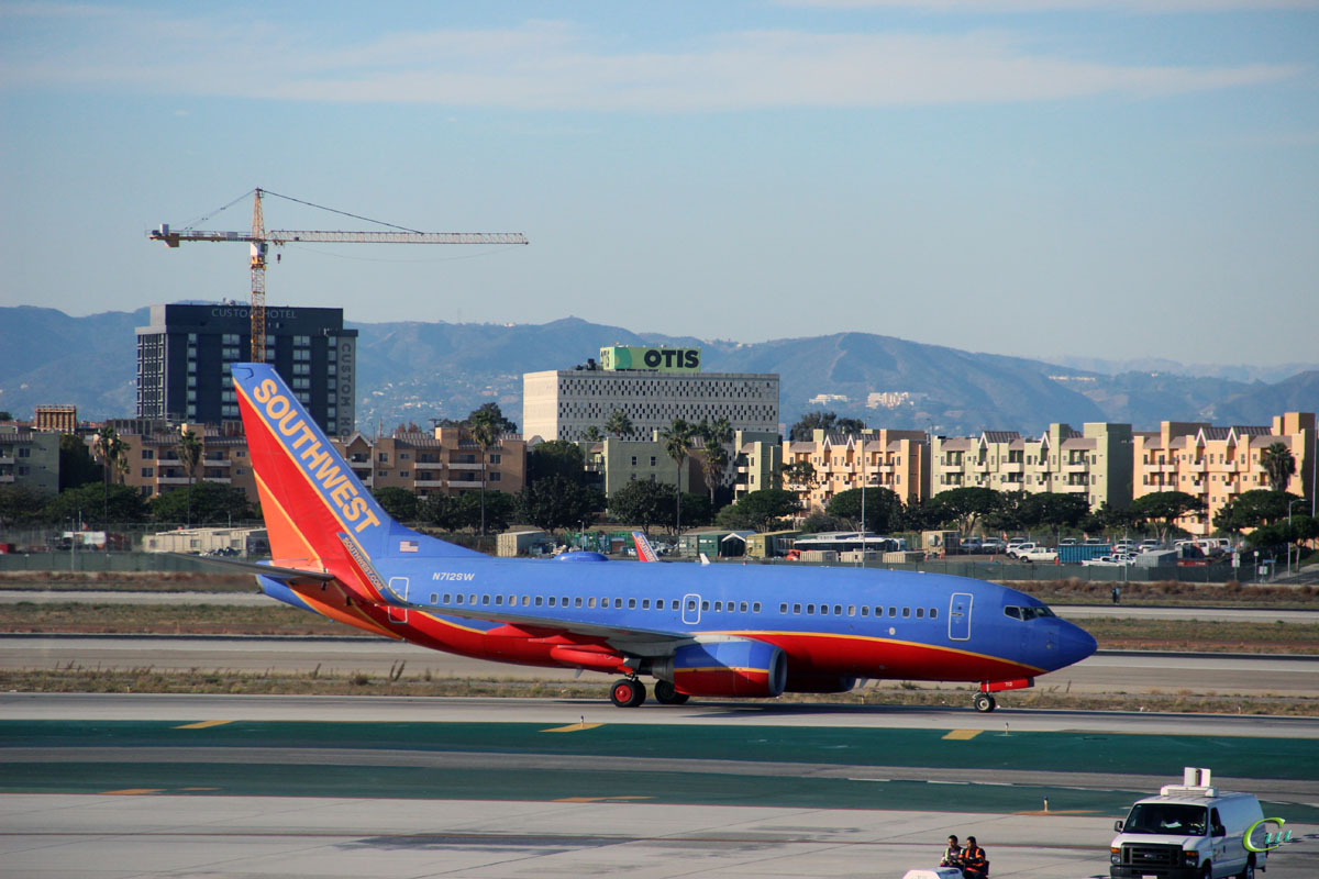 Лос-Анджелес. Самолет Boeing 737 (N712SW) авиакомпании Southwest Airlines
