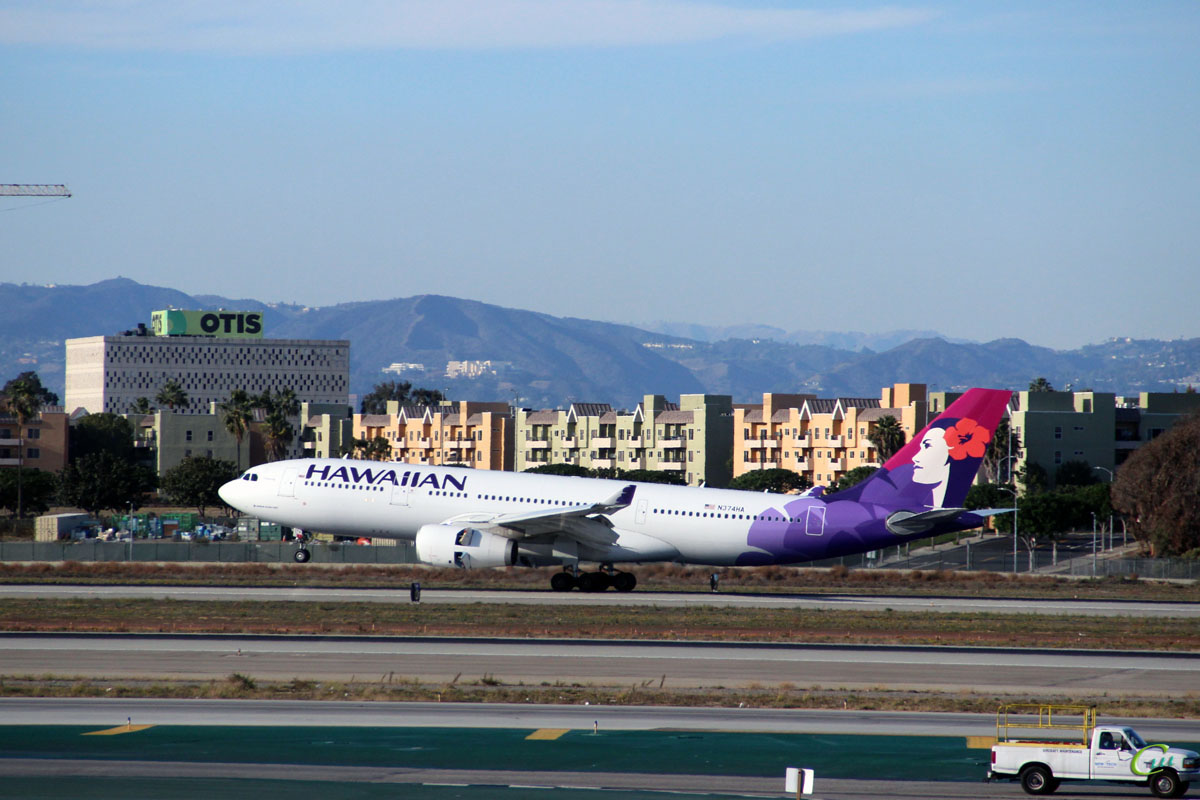 Лос-Анджелес. Самолет Airbus A330 (N374HA) авиакомпании Hawaiian Airlines