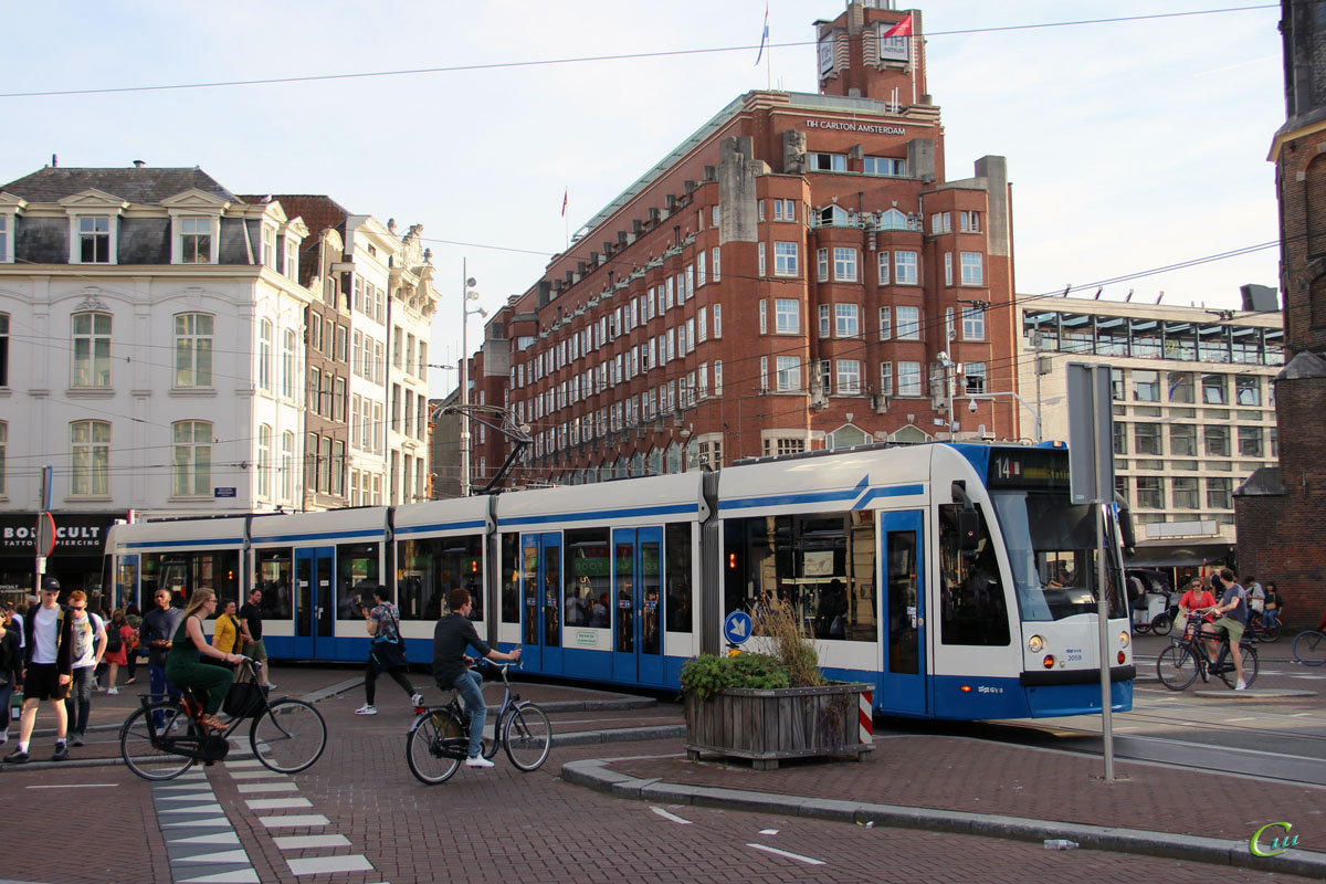 Амстердам. Siemens Combino №2059