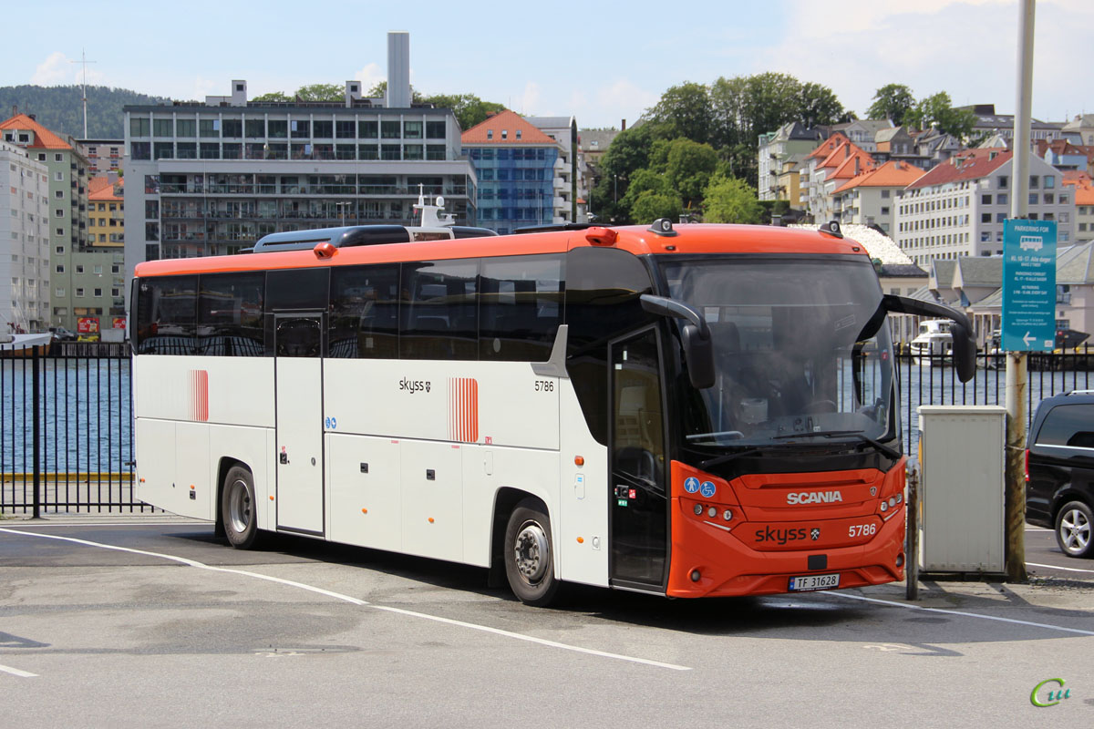 Берген. Scania Interlink HD TF 31628