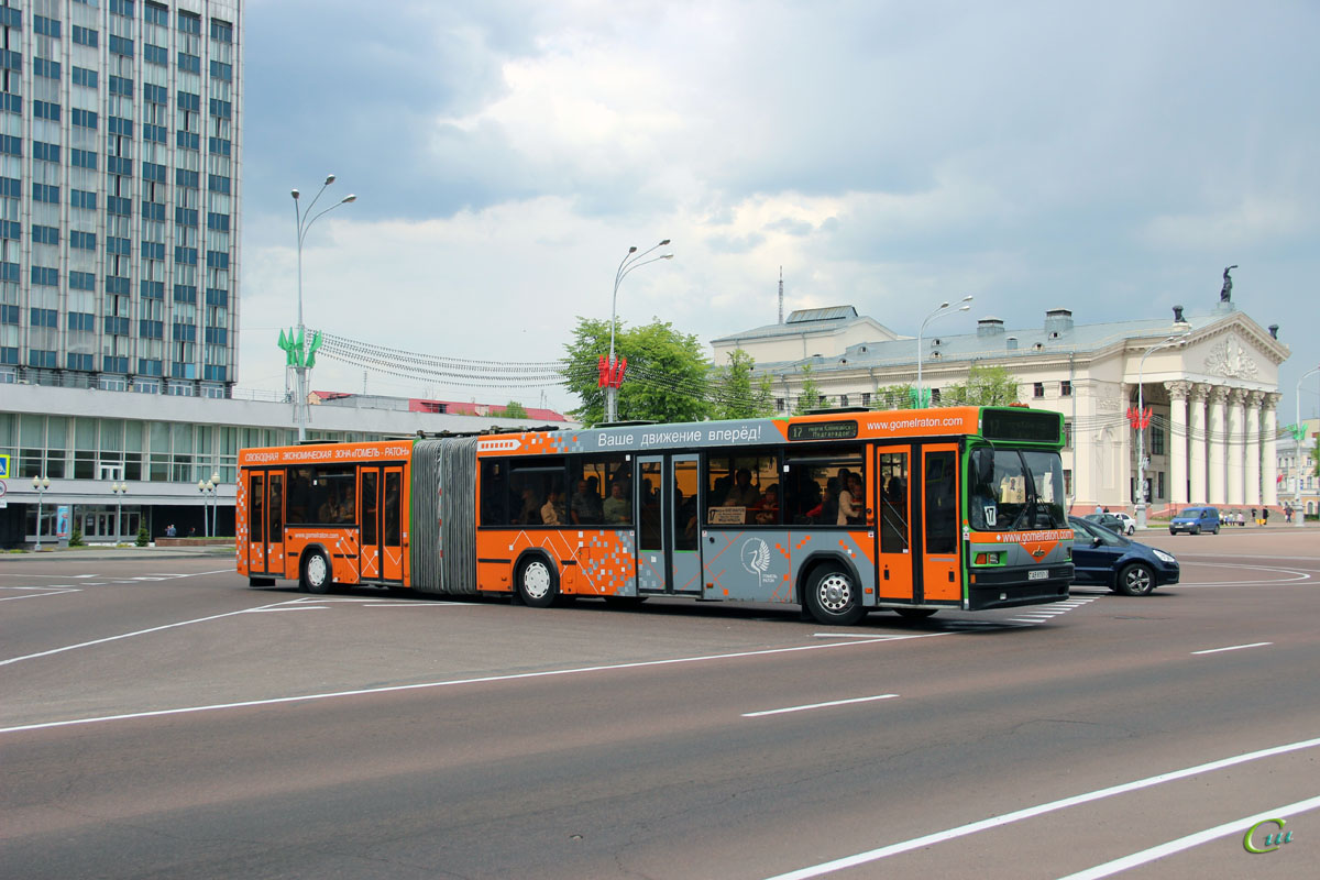 Гомель автобусное. МАЗ 105. МАЗ 105 065 2006. Гомель общественный транспорт. Гомель автобус.