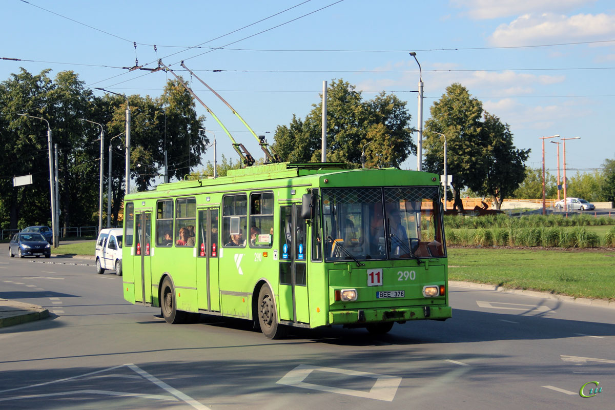 Каунас. Škoda 14Tr02/6 №290