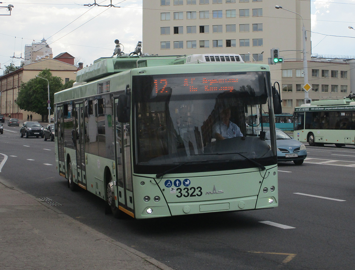 Минск. МАЗ-203Т70 №3323