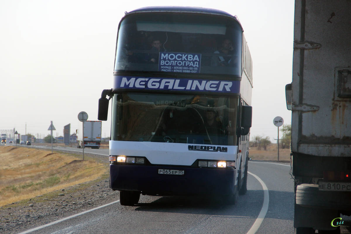 Элиста. Neoplan N128/4 Megaliner р065ер
