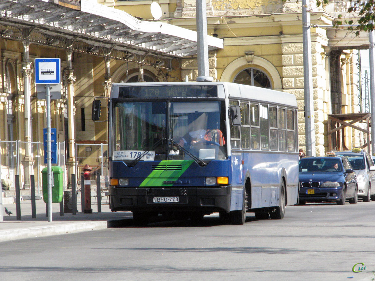 Будапешт. Ikarus 415.15 BPO-773
