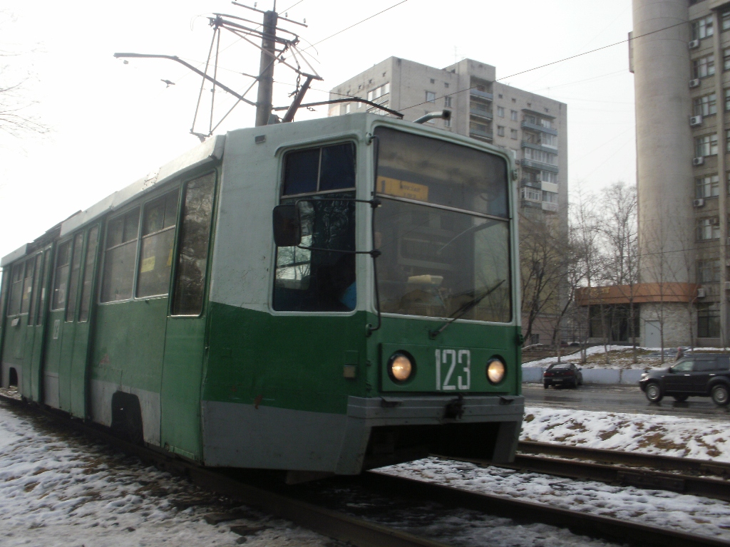 Хабаровск. 71-608К (КТМ-8) №123