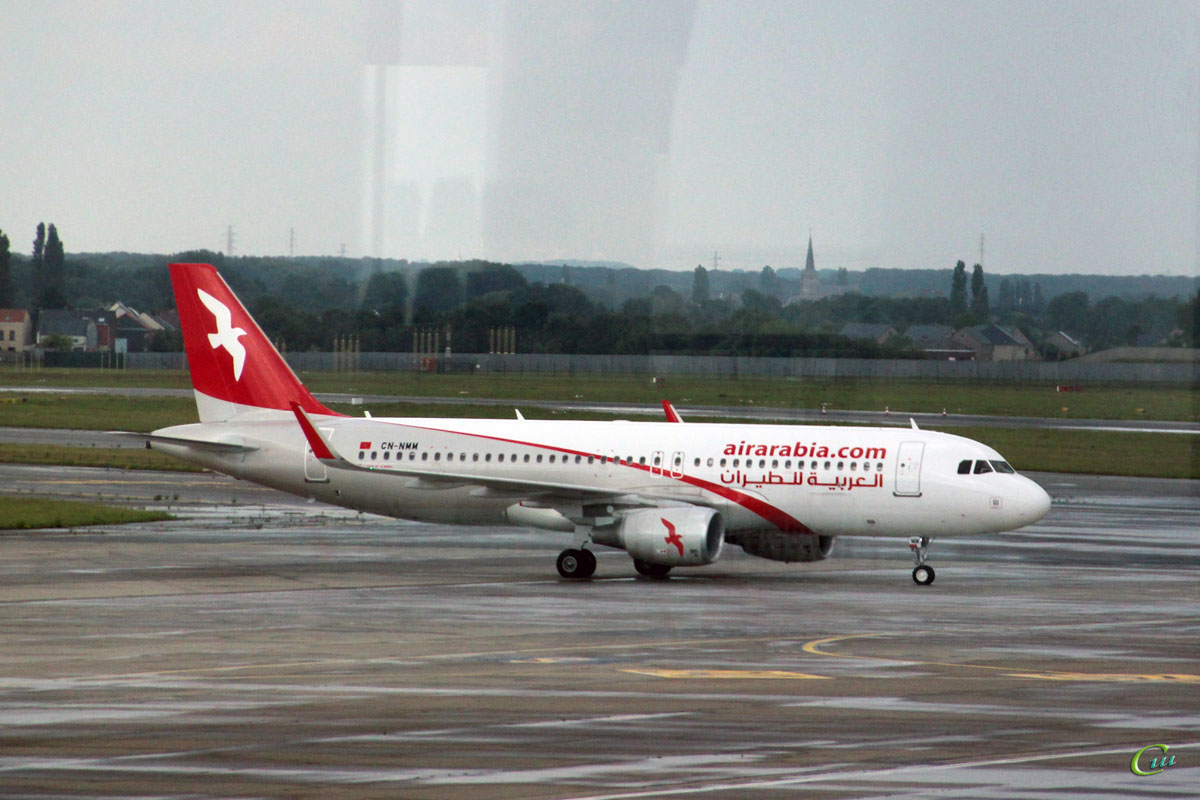 Брюссель. Самолет Airbus A320 (CN-NMM) авиакомпании Air Arabia